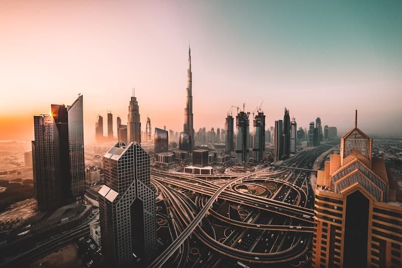 Chicago → Dubai